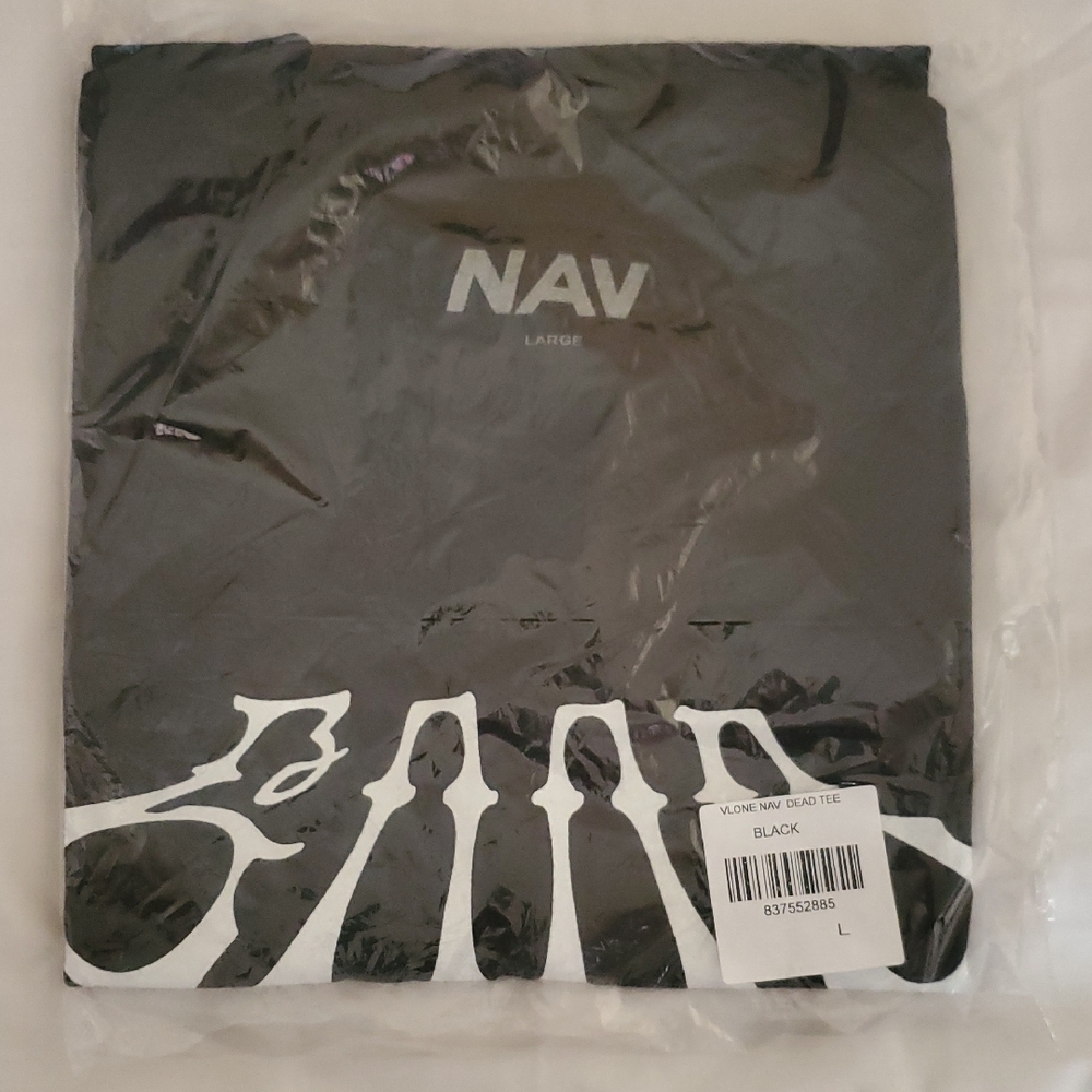 VLONE Black Graphic Tee